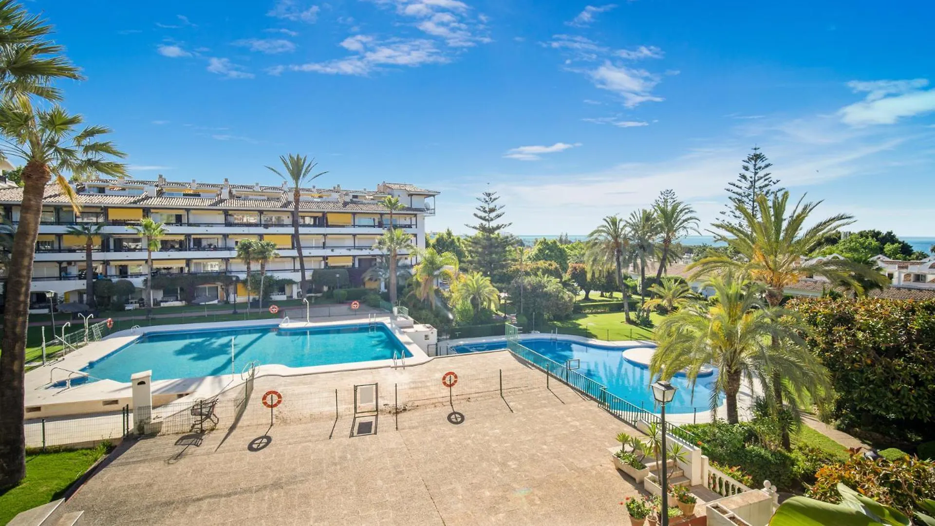 ✺Fenomenal Estudio En Milla De Oro✺Piscina✺Parking Marbella Apartament