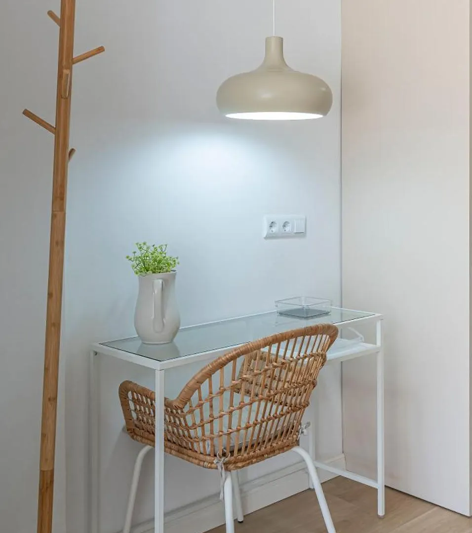✺Fenomenal Estudio En Milla De Oro✺Piscina✺Parking Marbella Spain