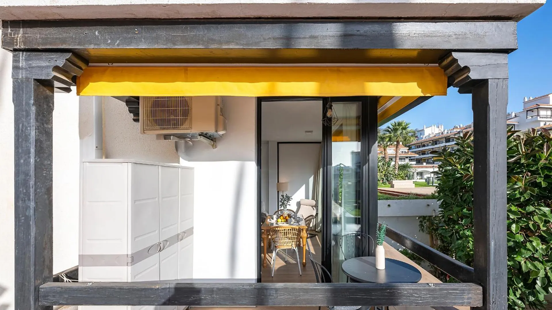 ✺Fenomenal Estudio En Milla De Oro✺Piscina✺Parking Marbella