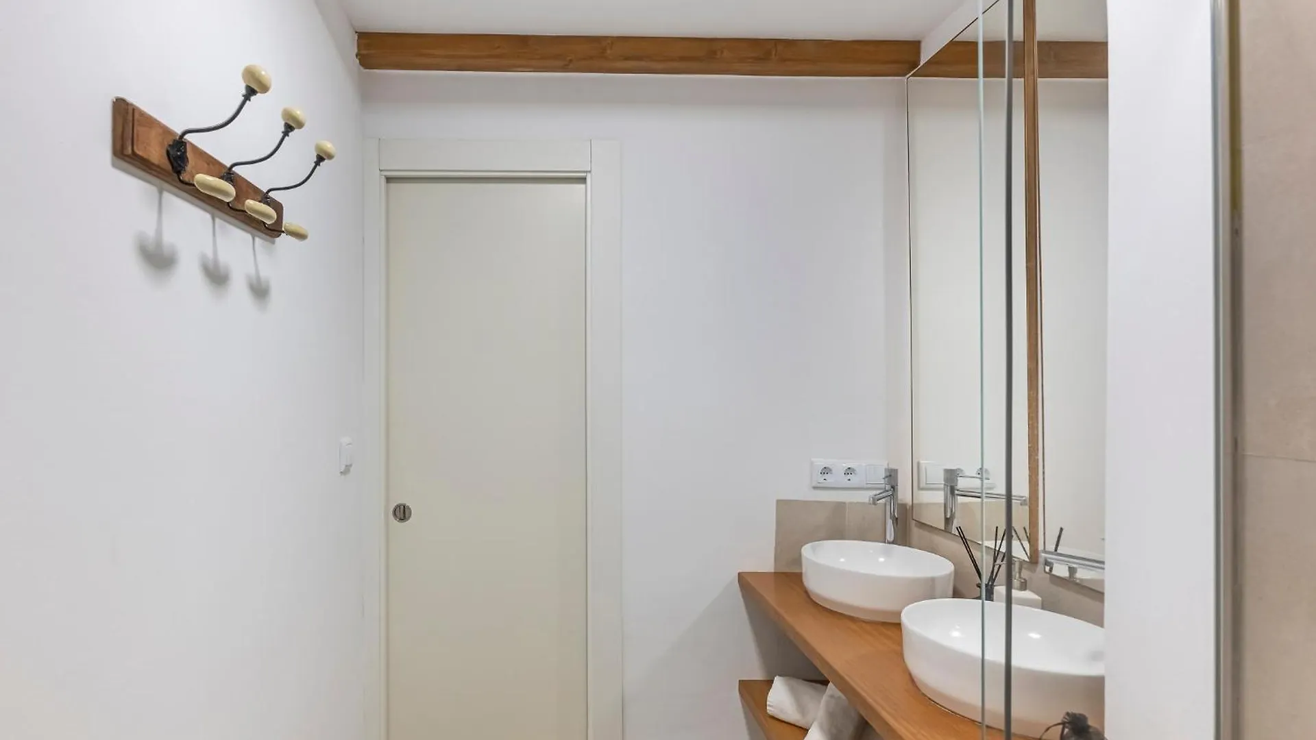 ✺Fenomenal Estudio En Milla De Oro✺Piscina✺Parking Marbella