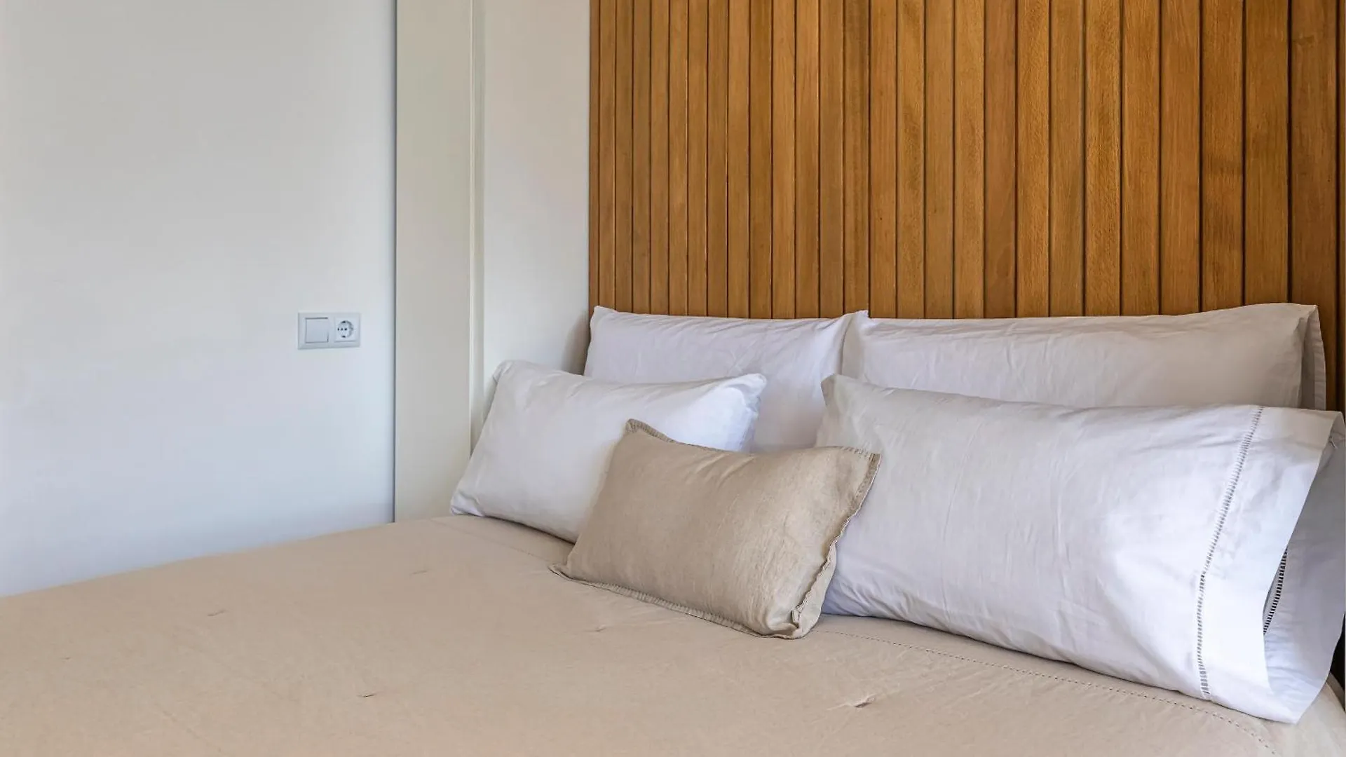 ✺Fenomenal Estudio En Milla De Oro✺Piscina✺Parking Marbella Apartment