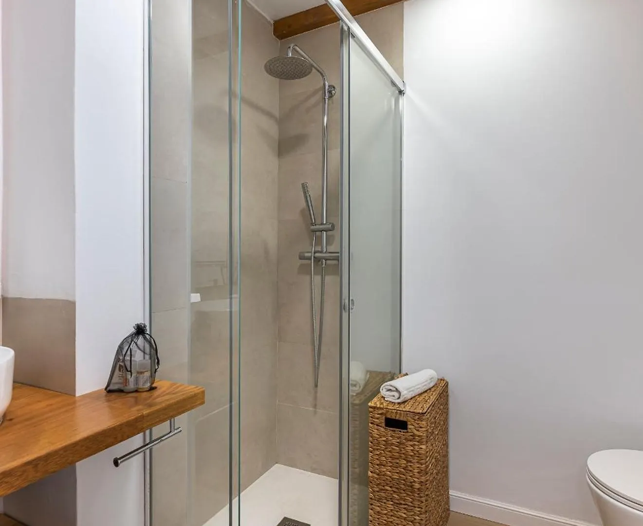 ✺Fenomenal Estudio En Milla De Oro✺Piscina✺Parking Marbella Apartment