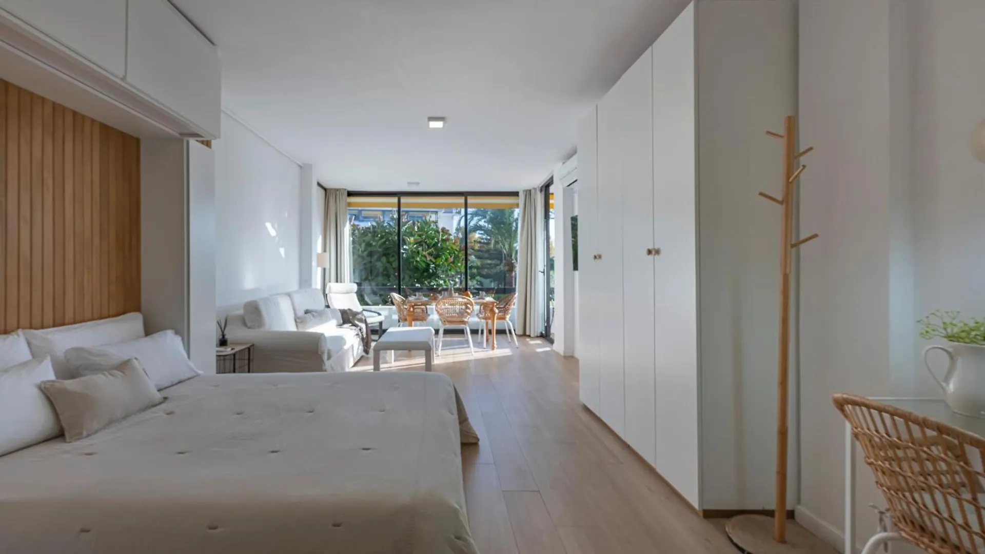 ✺Fenomenal Estudio En Milla De Oro✺Piscina✺Parking Marbella Apartment