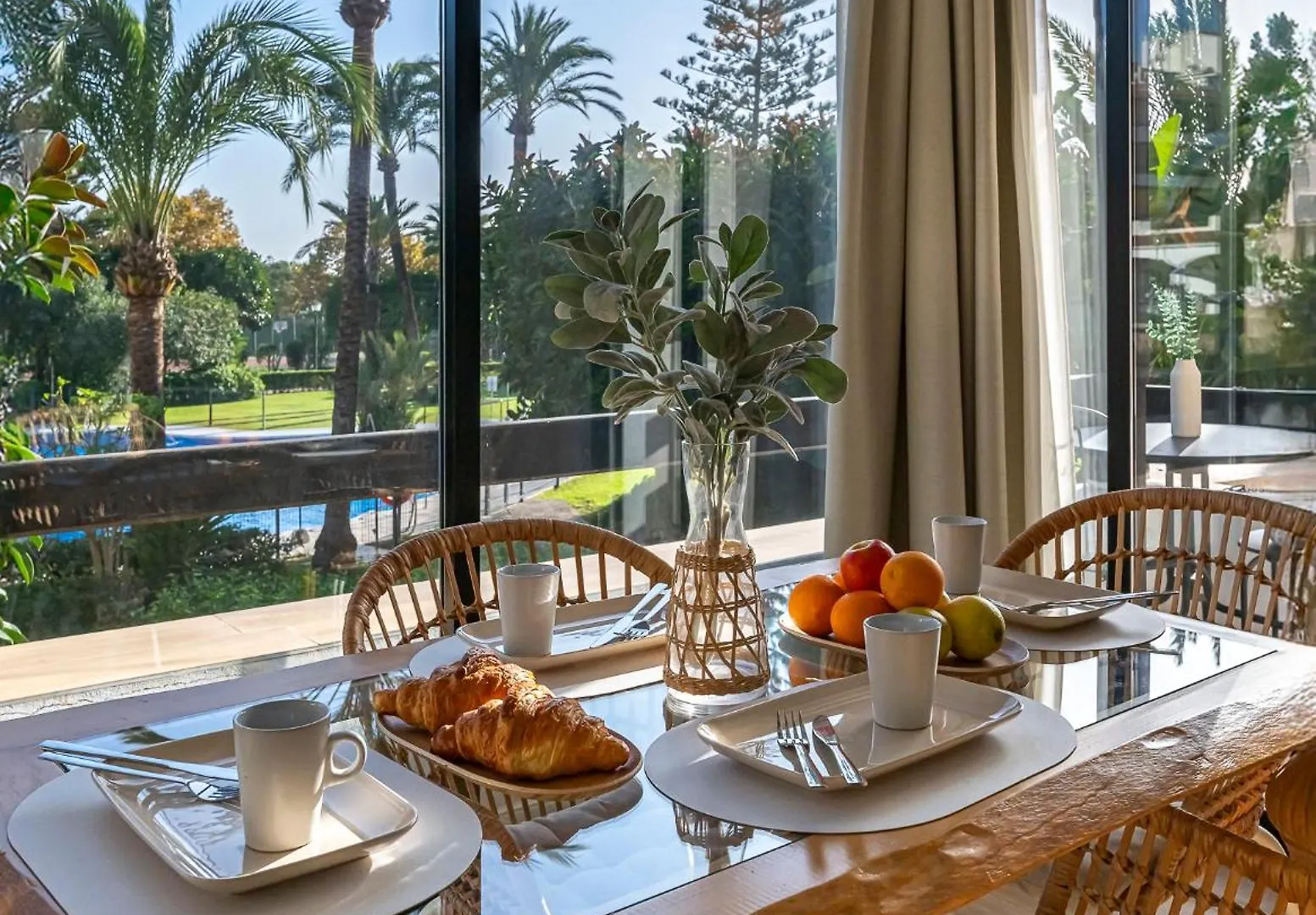 ✺Fenomenal Estudio En Milla De Oro✺Piscina✺Parking Marbella